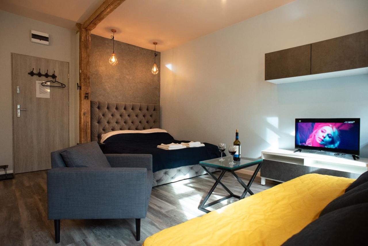 Apartament Antresola Fabryczna Zielona Góra Eksteriør bilde